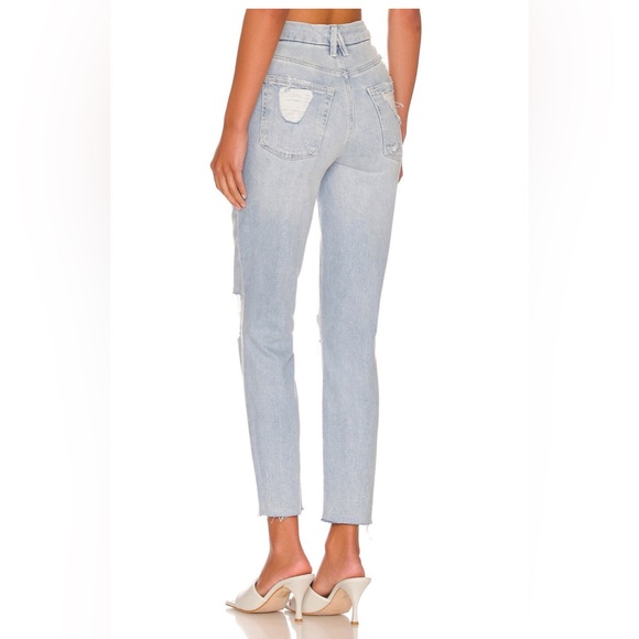 •GOOD AMERICAN • GOOD LEGS CROP RAW HEM Jeans - Picture 8 of 15